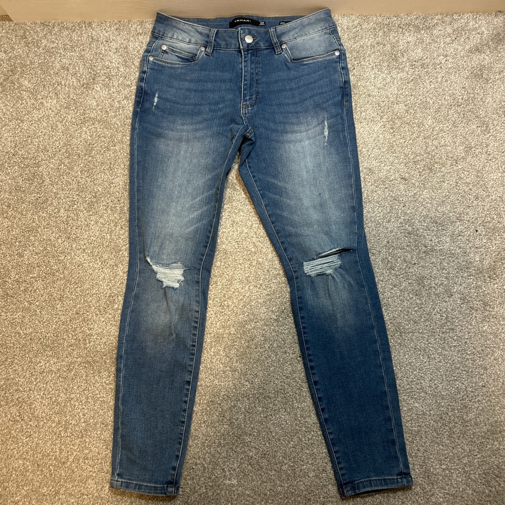 Tahari Distressed Skinny Jeans in Faded Blue